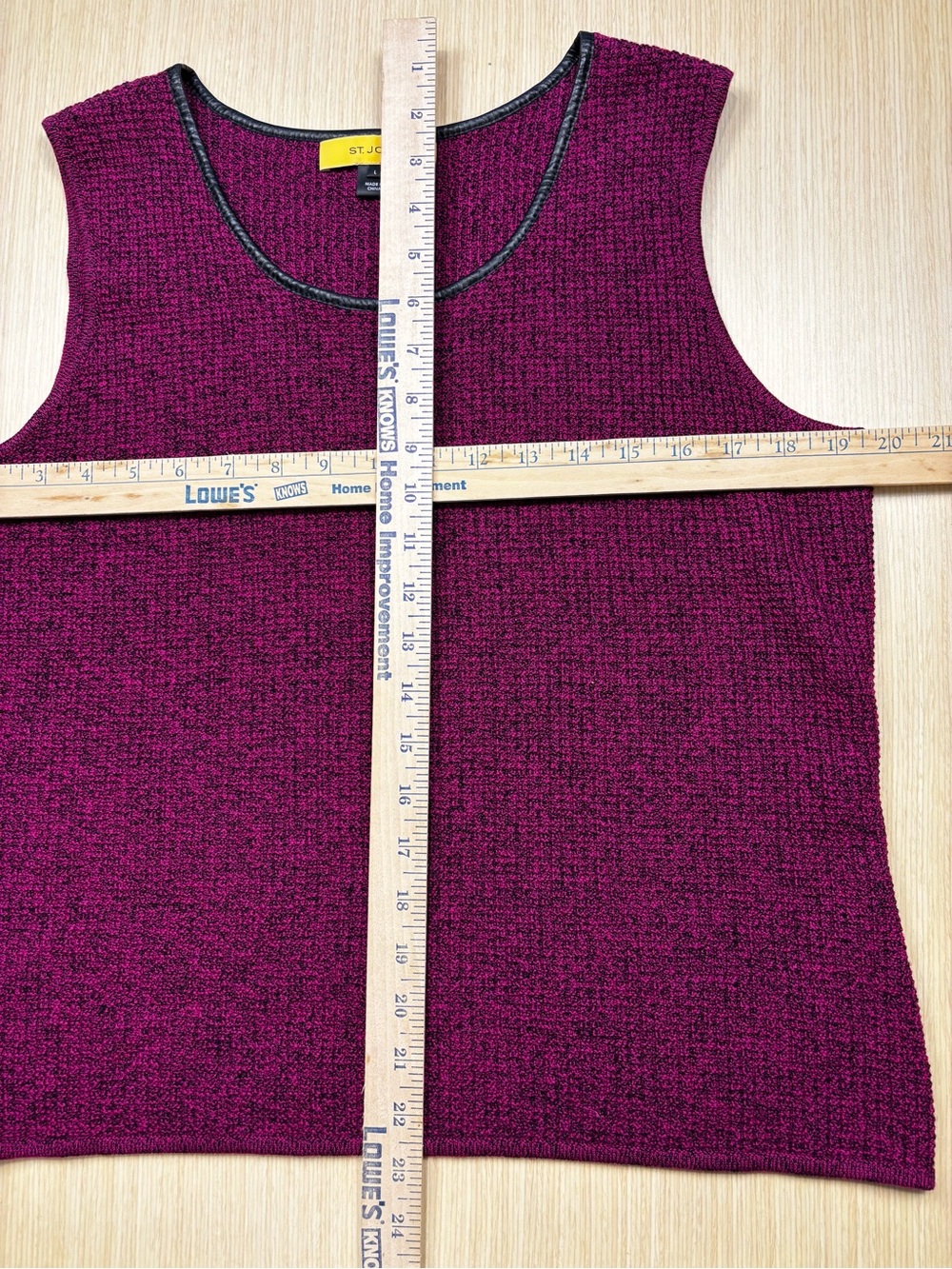 St. John Magenta Textured Knit Tank Top Leather Trim Scoop Neck Shell Pink Sz L - Picture 8 of 9